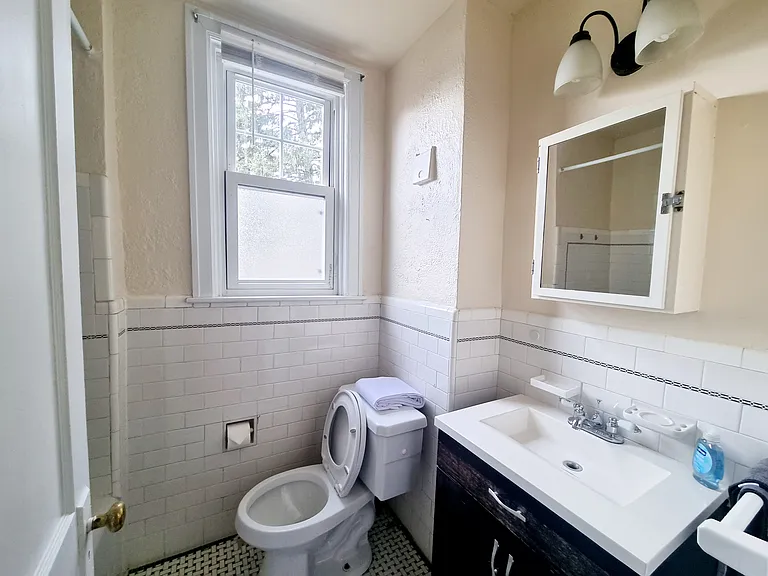 7845 Montgomery Ave #7 — Photo 4