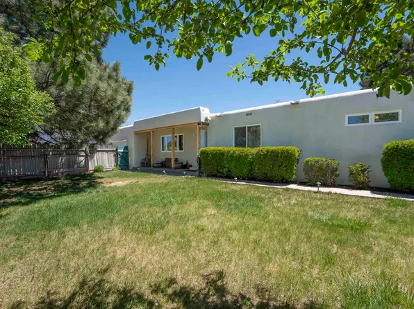 1123 Gusdorf Rd, Taos, NM 87571