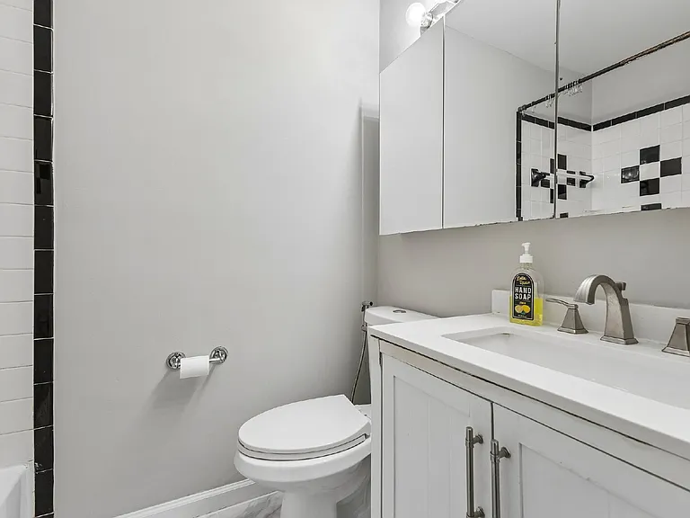 7974 Community Dr — Photo 19