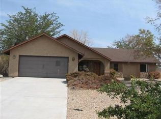 19134 Allegheny Rd, Apple Valley, CA 92307