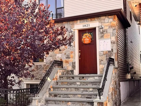 1821 Paulding Avenue, Bronx, NY 10462