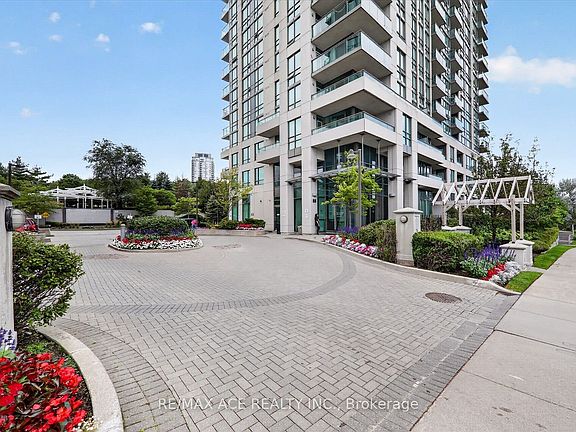 4th image of 88 Grangeway Ave #1606