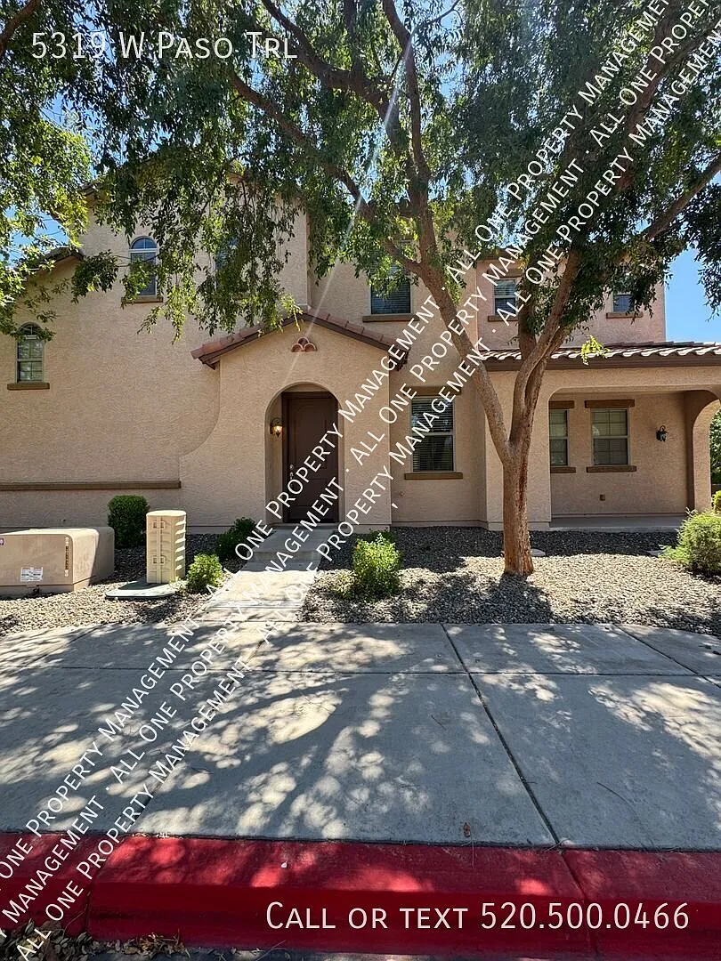 Spacious 4-Bedroom + Den in Gated Stetson Valley with Community Pool — Photo 3