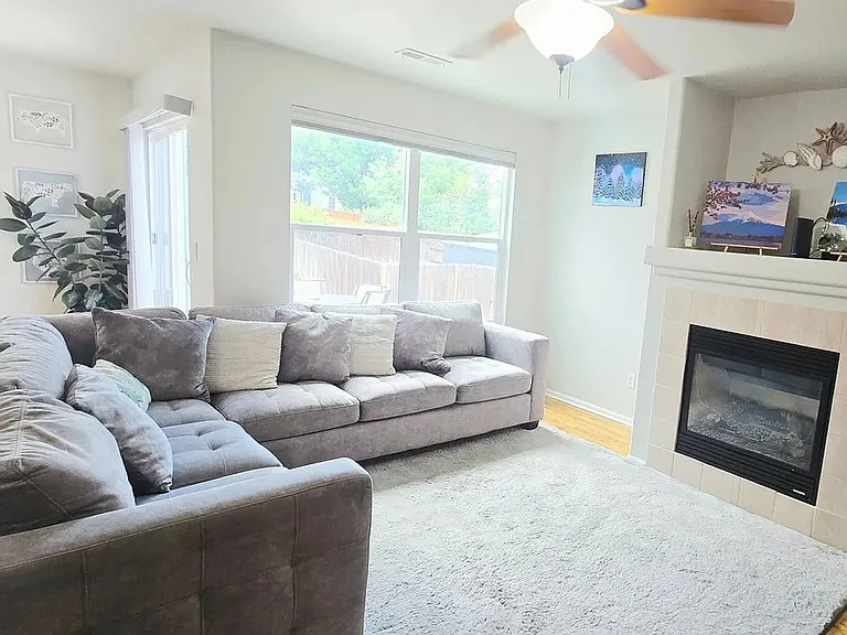 8061 S Kittredge Way — Photo 15
