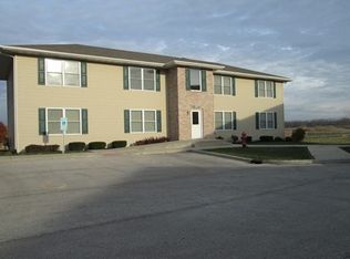 614 Circle Dr, Coal City, IL 60416