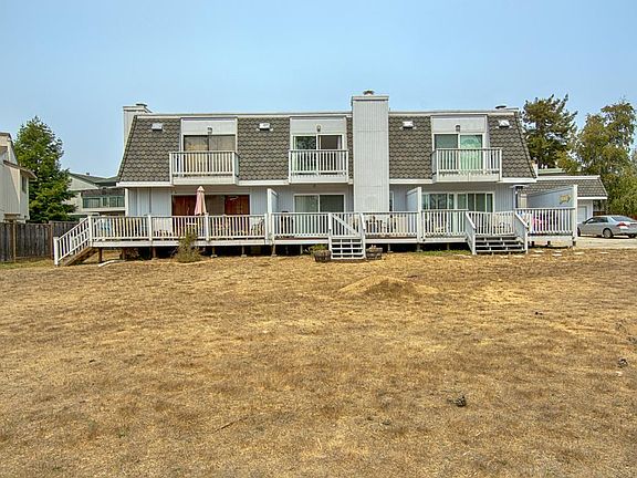 3rd image of 152 Bar Harbor Ct