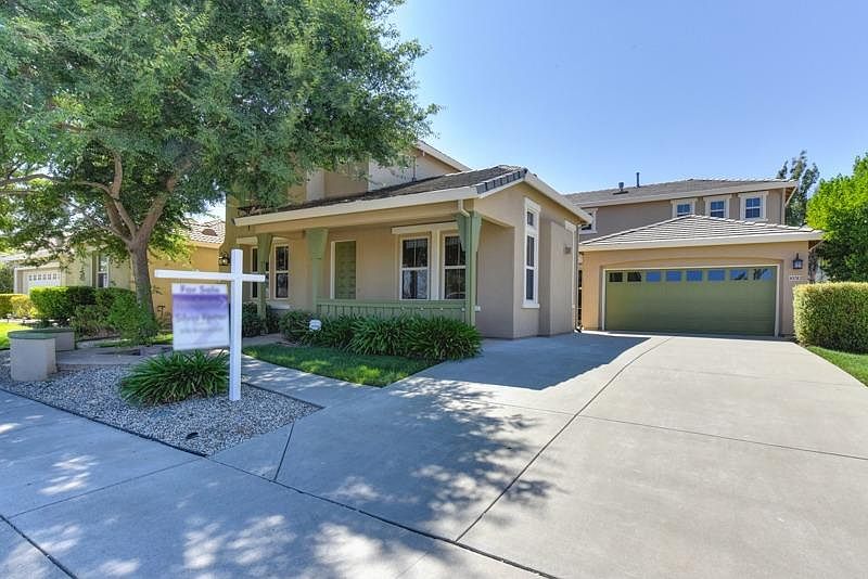 2nd image of 10312 Stathos Dr