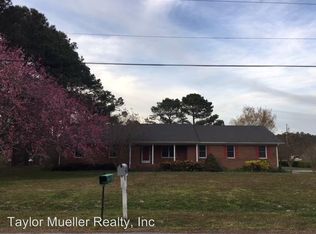 100 Hunters Trl W, Elizabeth City, NC 27909