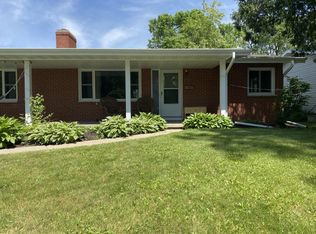 6222 Strathmore Ln, Madison, WI 53711