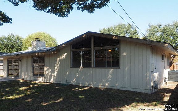 5th image of 3950 Gayle Ave