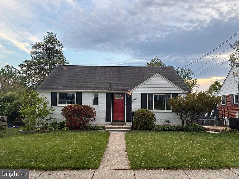 12602 Gould Rd — Photo 32