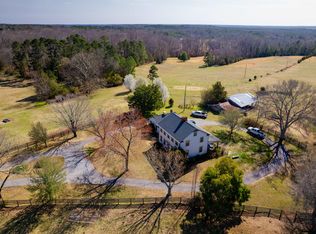 672 Boxwood Rd, Laurens, SC 29360