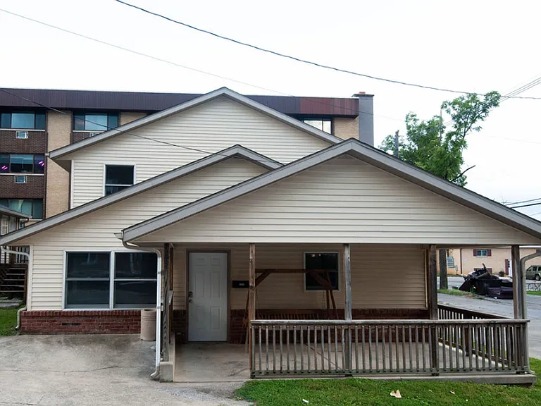 416.5 S Dunn St — Photo 7