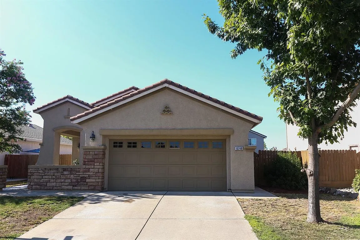 10748 Bouchet Way photo 1
