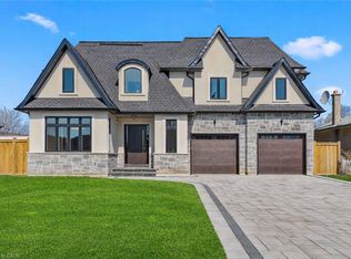 383 Wadsworth St, Oakville, ON L6K 2A2