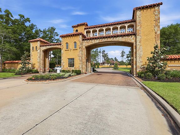 5th image of 14 Post Shadow Estate Ct