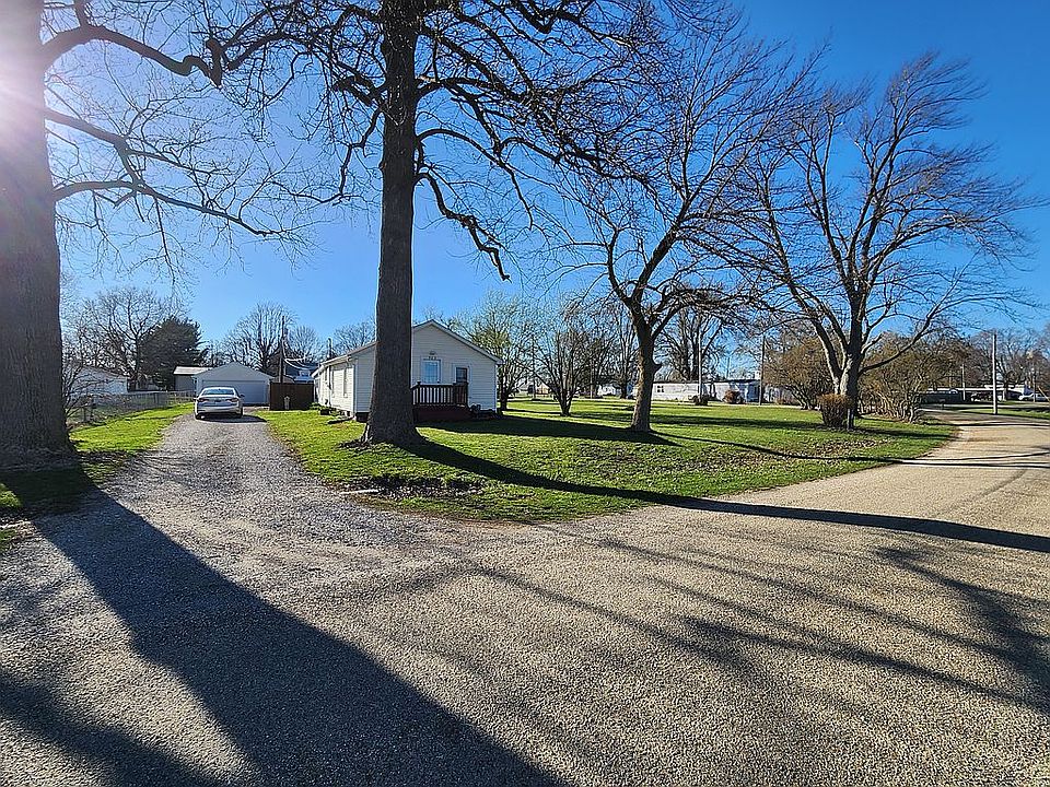 503 S Elm St, Tallula, IL 62688 Zillow