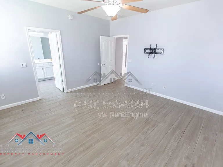 3068 E Ravenswood Dr — Photo 18