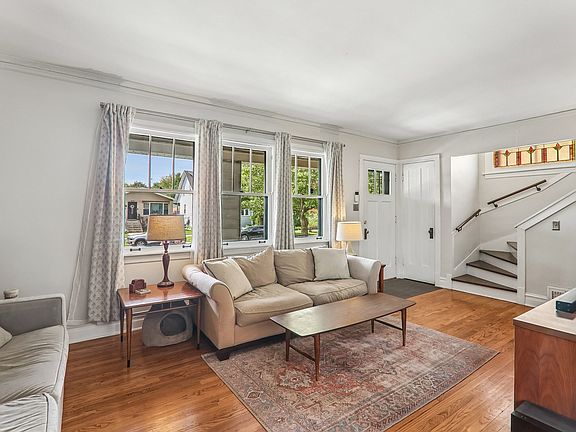4th image of 7256 W Thorndale Ave