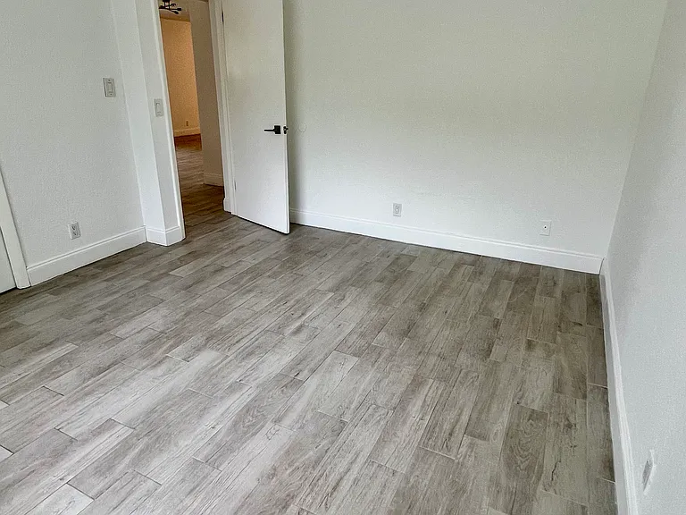 178 Lakeview Dr #201 — Photo 14
