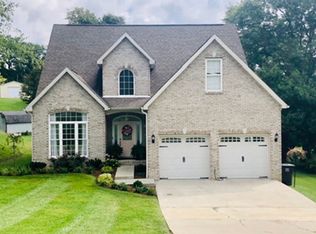 5820 Swanson Dr, Ashland, KY 41102