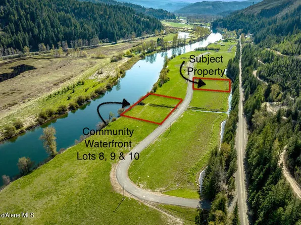 32 Horn Hooked Ln, Saint Maries, ID 83861