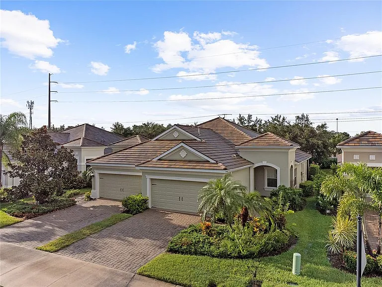 5312 Fairfield Blvd — Photo 1