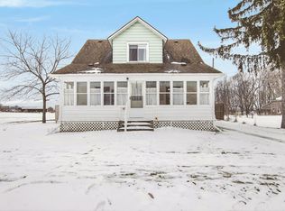 422 E Orchard St, Delton, MI
