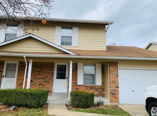 2243 N Village Dr, Saint Charles, MO