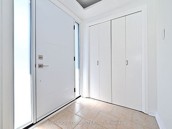 3rd image of 41 Stanwood Cres