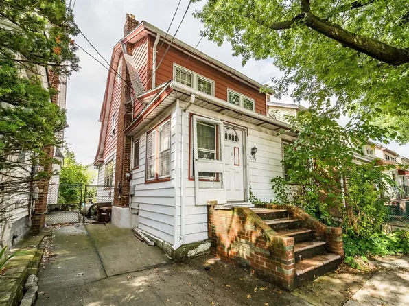 9138 Springfield Blvd, Jamaica, NY 11428