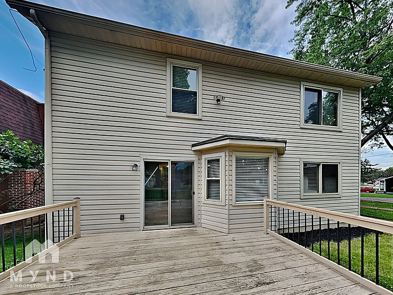 83 Woodrow Ave — Photo 24