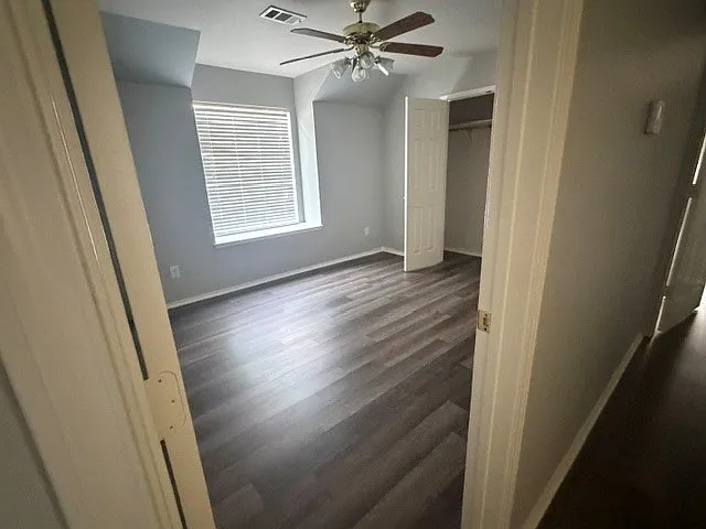1109 Providence Dr — Photo 9