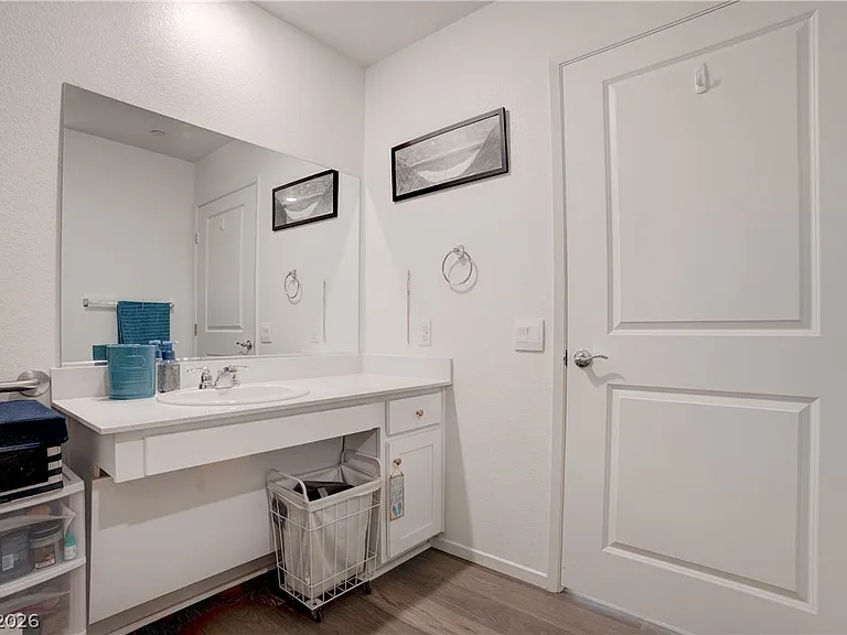 7890 Aurora Sky St #2 — Photo 22