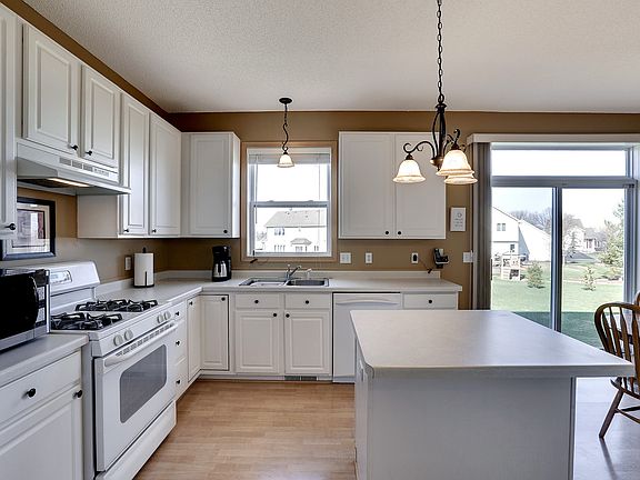 5th image of 8550 Allegheny Cir