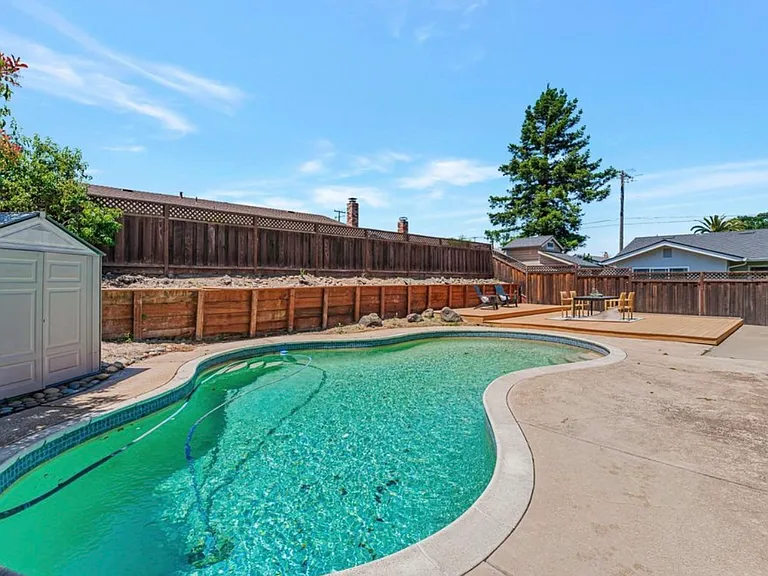 9597 Davona Dr — Photo 14