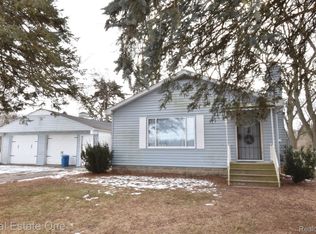 2439 W Coldwater Rd, Flint, MI 48505