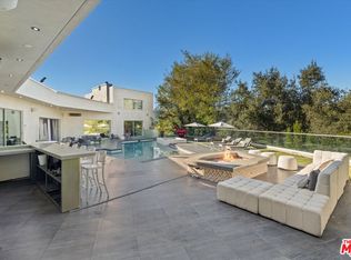 2666 Hutton Dr, Beverly Hills, CA 90210