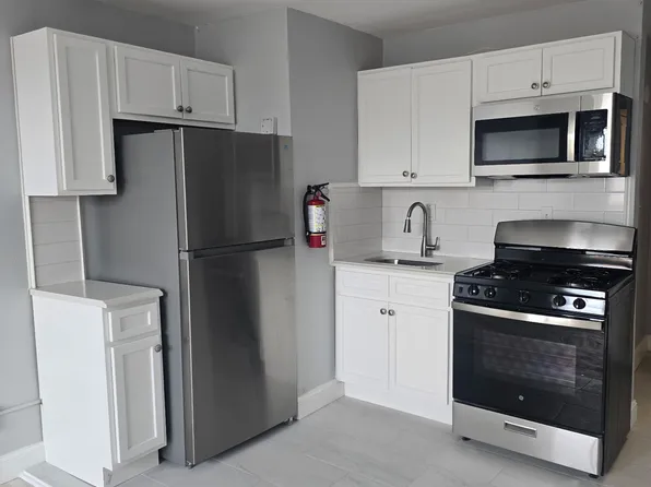 300 Westfield Ave E #2, Roselle Park, NJ 07204