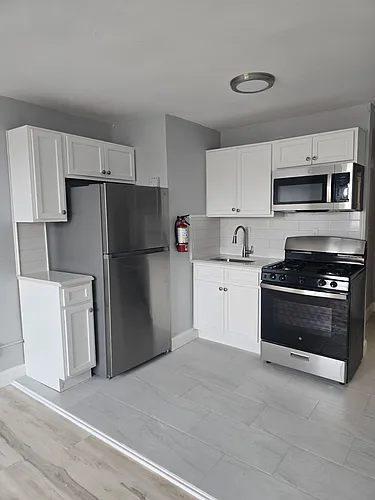300 Westfield Ave E #2 Photo 1