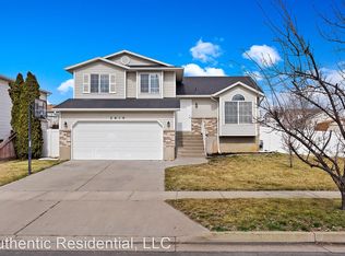 2610 W 1025 N, Layton, UT 84041