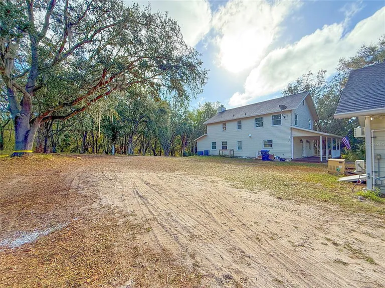 2827 Sanctuary Ln — Photo 5