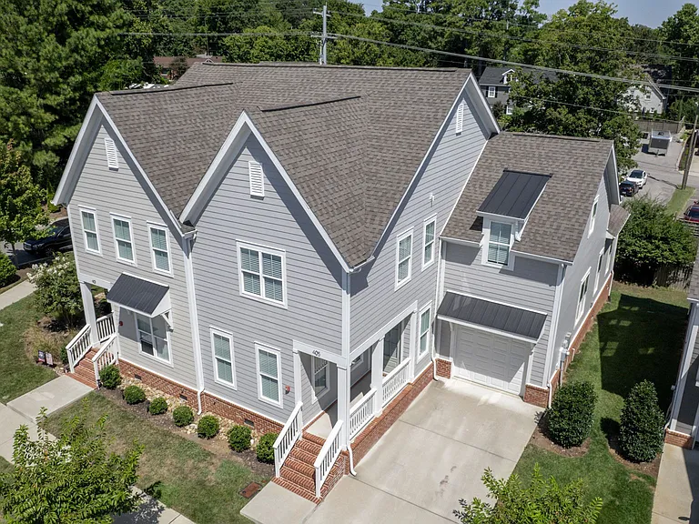 425 Herringbone Ct — Photo 1