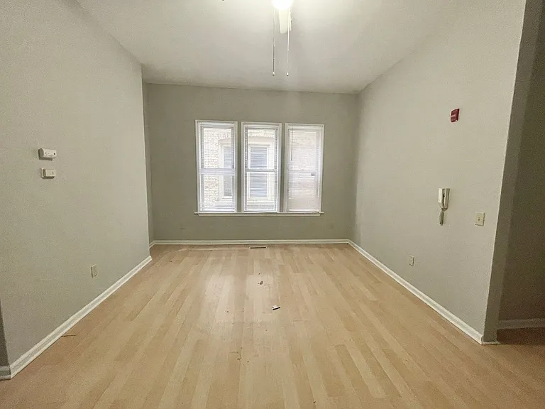 1718-34 E Lafayette Pl — Photo 7