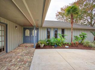 1001 Villa Venyce Ct, Gulf Breeze, FL 32563