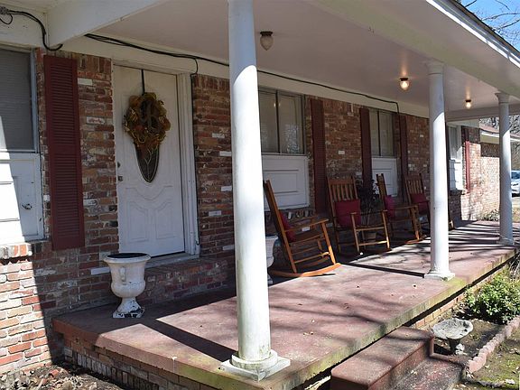 3rd image of 8824 Augusta Ave