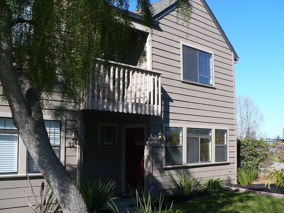 1st image of 180 Gibson Dr APT 33