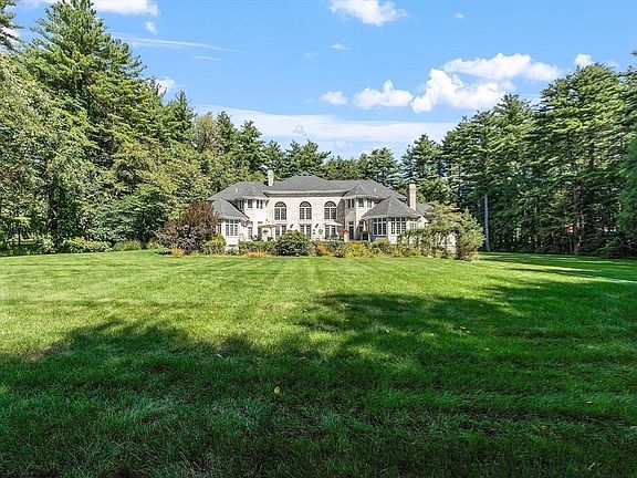 4th image of 215 Monument Farm Rd