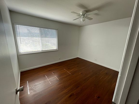 5th image of 3362 Los Prados St