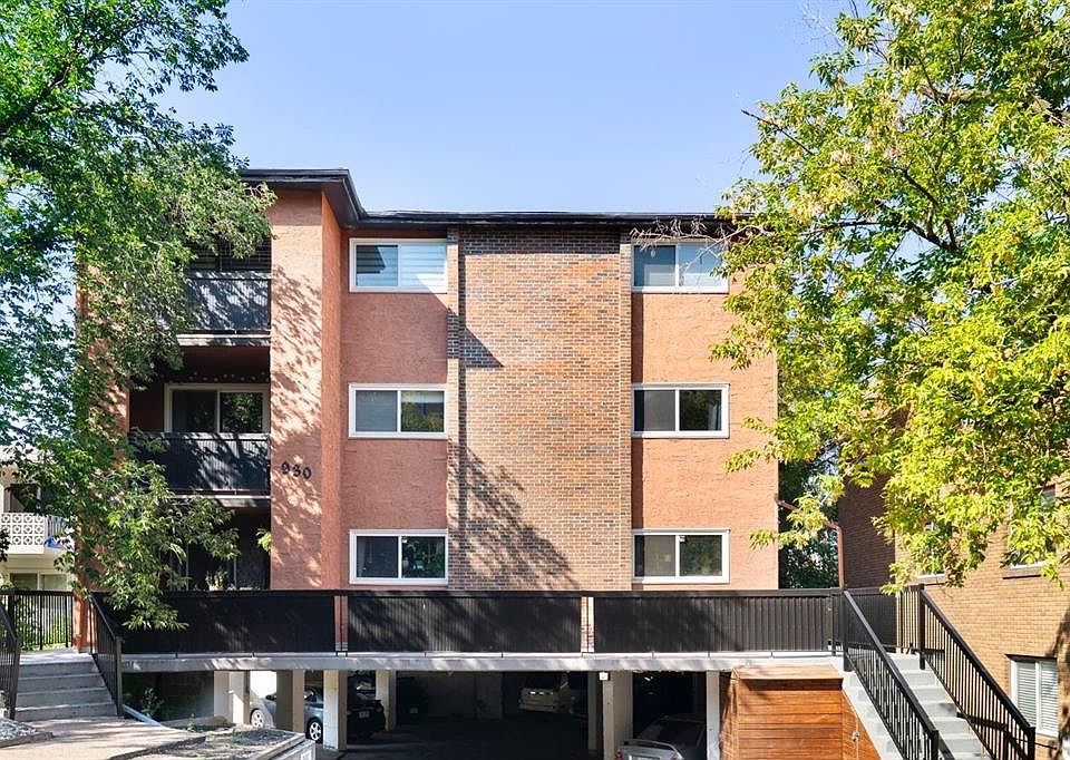 1st image of 930 N Royal Ave SW #4